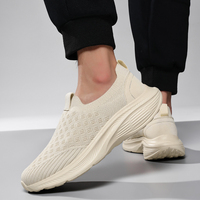 Chaussures de sport noires tendance, antidérapantes, décontractées, respirantes, pour hommes, chaussures de course et de marche, baskets à semelle souple, taille 39-46