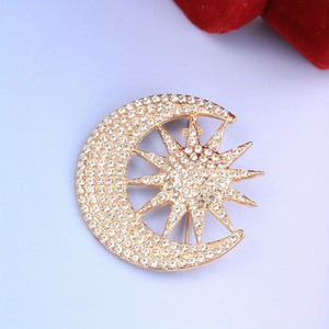 Broche vintage soleil et lune avec design étincelant, accessoires parfaits pour offrir en cadeau à des amis au quotidien - Product Image 4