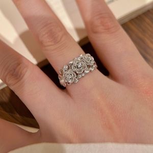 Anillo de Plata de Ley S925 con Diseño Floral Medieval, Estilo Coreano de Moda, Incrustaciones Románticas y Elegantes - Product Image 2