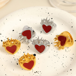 Anillo en forma de corazón con engaste de bisel en tono oro y plata, regalo de joyería de moda unisex - Product Image 3