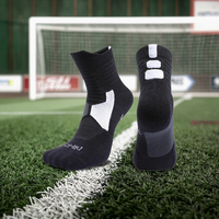 Chaussettes de sport de compression de luxe sur mesure Chaussettes de football de sport courtes à prise antidérapante Logo tissé Matériau en spandex jetable