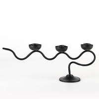 Ensemble de bougeoirs en métal gaufré à trois connectés de luxe objets décoratifs pour la maison élégants