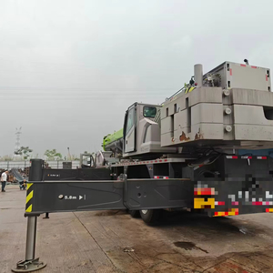 Grue mobile hydraulique Zoomlion d'occasion de 100 tonnes, modèle 2025, hauteur de levage de 60 m, moteur et pompe inclus pour inspection vidéo - Product Image 1