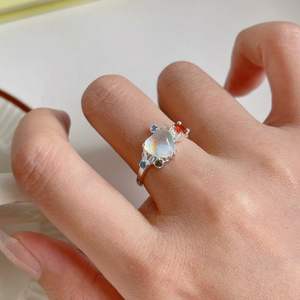 แหวนเปิดสำหรับผู้หญิง ทำจากเงินแท้ S925 ดีไซน์หวานแบบเฉพาะตัว ประดับด้วยมูนสโตนรูปหัวใจ และคริสตัลเซอร์คอนหลากสีฝังแบบละเอียด - Product Image 4