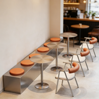 Ensemble table et chaises industrielles rétro en acier inoxydable durable pour snack-bars, cafés, hôtels, restaurants, bars à domicile, incluant un canapé banquette