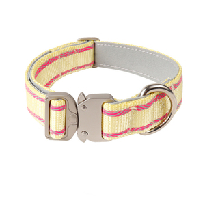 Bán buôn Nylon taktische hundehalsband mô hình rắn phản quang chiến thuật con chó cổ áo với đinh tán trang trí mềm Padding cho vật nuôi - Product Image 2