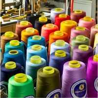 Benang Jahit Poliester Berkualitas Tinggi 100% Spun Polyester Model Nomor Poliester Jahit Pola Pewarnaan 2500m Panjang Daya Tahan Tinggi