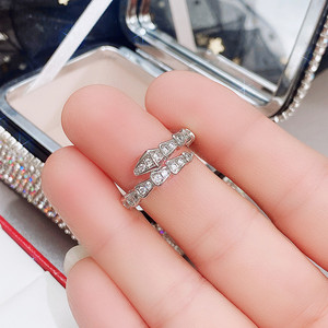 Anello a Forma di Serpente per Donne, Gioiello da Dito Modellato a Forma di Animale - Product Image 4