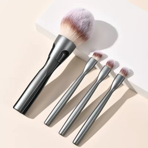 Pinceaux cosmétiques de voyage JLY, têtes détachables, maquillage du visage et des yeux, poils synthétiques doux, ensemble de pinceaux de maquillage magnétique 4 en 1 - Product Image 3