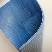 Revêtement de sol en vinyle PVC antidérapant moderne pour salle de sport intérieure industrielle, 4,5 mm, avec design graphique