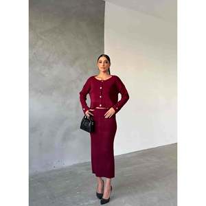 Ensemble de vêtements en tricot pour femmes Edge, taille S, rouge, jupe à manches longues, veste assortie - Product Image 4