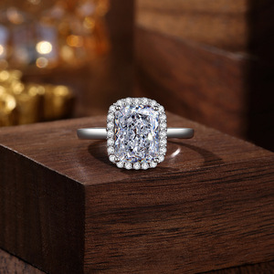 Кольцо с муассанитом огранки багет из серебра 925 пробы, сертифицировано IGI, для помолвки и свадьбы, роскошное элегантное ювелирное украшение, кольцо на заказ - Product Image 3