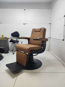 Fauteuil de Barbier Inclinable pour Hommes Mobilier de Salon avec Fonction Massage Matériel Cuir pour Salon de Barbier & Atelier - Product Image 4