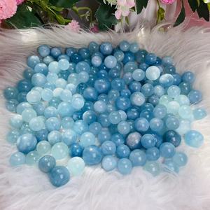 Matériau naturel rare <span class=keywords><strong>prix</strong></span> de gros cristal quartz petite sphère aigue-marine boules de cristal pour la collection - Product Image 1