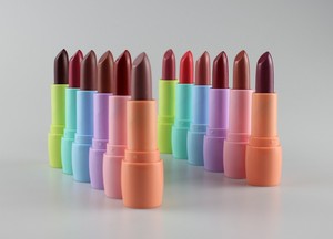 ลิปสติกติดทนนาน สีเรืองแสง เงางาม เนื้อนุ่ม เบาสบาย ให้ความเงางามเป็นพิเศษ บำรุงและปลอบประโลมริมฝีปาก ลิปพรีเมียม FENNEL - Product Image 5
