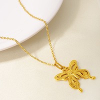 Collier pendentif papillon ajouré en acier inoxydable 304 doré, bijou féerique baroque en filigrane ajouré complexe avec chaîne
