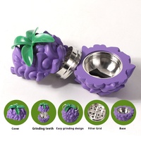 One Piece Devil Fruit Trois couches Handheld 63mm Zinc Alloy & Rubber Smoke Grinder Crusher Briquets & Smoking Accessory