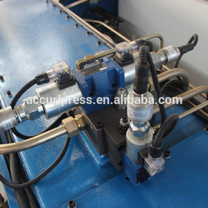 Presse plieuse synchronisée Accurl 3200 mm NC pour tôles, avec commande DA41T, pour l'industrie de la construction (acier) - Product Image 6