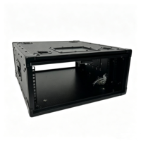 Boîtier de transport OEM 4U empilable tout noir pour montage en rack avec 4 pieds/roches en caoutchouc et portes coulissantes supérieures sans verrous d'interverrouillage