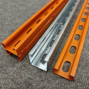 Profilé Unistrut P1000 série « T » ASTM A570 Grade 33 galvanisé à chaud avec fente de 9/16 po, profilé Unistrut pour câbles de calibre 12 et 14 - Product Image 2