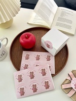 Autocollants ronds adhésifs en papier couché motif ours de dessin animé, étiquettes de scellage cadeau pour la décoration de gobelets de thé au lait et de pâtisseries