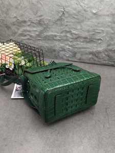 Mochilas de Cuero de Cocodrilo de Lujo – Bolsos Duraderos y Elegantes para Venta al por Menor y al por Mayor - Product Image 5