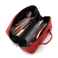 Pochette de maquillage en cuir PU Saffiano rouge, porte-pinceaux, logo OEM, trousse de toilette avec poignée et compartiments, organiseur de cosmétiques