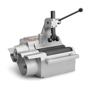 Máquina de Cortar Tuberías Ridgid 122 de Acero Inoxidable, Operación Manual para Tuberías de Acero y Cobre - Product Image 1