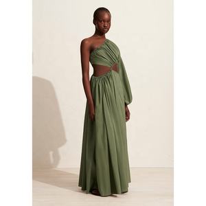 Robe longue asymétrique pour femmes avec des découpes à la taille audacieuses et une seule robe maxi rose en coton biologique à manches longues volumineuse - Product Image 5