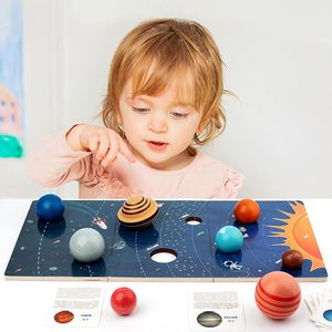 Cadeau de jeu sensoriel imaginatif sur le thème de l'espace pour enfants, jeu de blocs de planètes mobiles, modèle de puzzle en bois du système solaire - Product Image 3