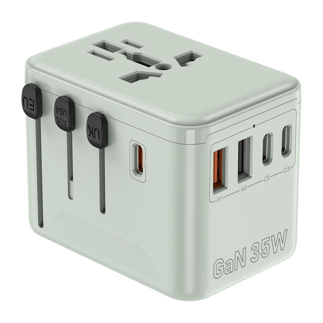 Universal GaN 35w PD Fast Charge International Travel Adapter With 3 Type C & 2 USB Universal Travel Adapter