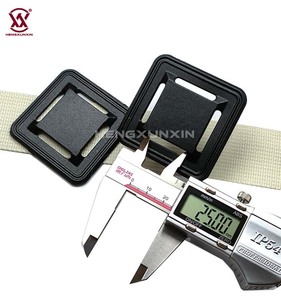 Vente en gros en Chine d'usine Fournit des épaulettes carrées <span class=keywords><strong>Sac</strong></span> à bagages noir Prix bon marché pour les accessoires de <span class=keywords><strong>sac</strong></span> à <span class=keywords><strong>dos</strong></span> - Product Image 4