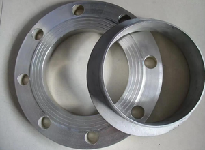 จีนจำหน่ายหน้าแปลนเชื่อมชนิด Weld Neck Class 600 วัสดุ A105 สำหรับใช้ในอุตสาหกรรมโรงกลั่นและอุตสาหกรรมปิโตรเคมี - Product Image 3