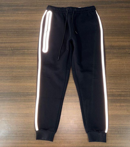 <span class=keywords><strong>Tuta</strong></span> Sportiva Invernale da <span class=keywords><strong>Uomo</strong></span> Leggera 100% <span class=keywords><strong>Cotone</strong></span>, Set 2 Pezzi con Giacca con Zip e Cappuccio e Pantaloni da Allenamento per Corsa, Palestra e Attività all'Aperto - Product Image 4