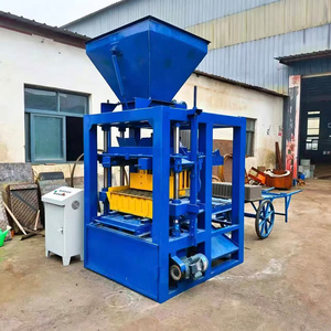 Machine à fabriquer des briques semi-automatique QT4-24, haute <span class=keywords><strong>force</strong></span> de vibration pour briques compactes - Product Image 4