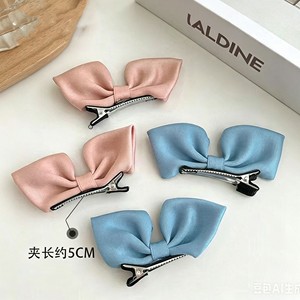Korean style <b>bow</b> hair <b>clip</b> for children, 3D fabric pleated cute red small princess style side <b>clip</b> hair accessory - Product Image 2