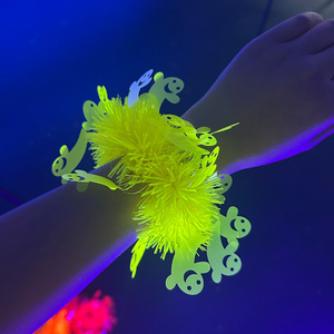 Pulsera Fluorescente que Brilla en la Oscuridad para Halloween, con Diseño de Fantasma, Calabaza y Calavera, para Decoración de Fiestas - Product Image 5