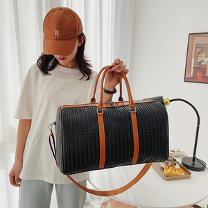 2022 Wholesale Waterproof Sport PU <strong>Bag</strong> <strong>Weekend</strong> Travel <strong>Bag</strong> for Outdoor Activities