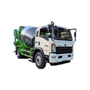 Mini Sinotruk HOWO 4*2 Camión mezclador diésel Nueva condición Transmisión manual 8-20 CBM Capacidad - Product Image 1