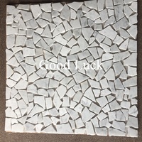Mosaïque de marbre blanc de Carrare brisé, carreaux aléatoires pour la décoration des sols de salle de bain et de cuisine