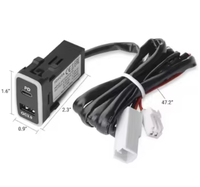 Toyota Vigo PD Type C Prise de courant USB, USB C et Charge rapide 3.0 Chargeur de voiture Adaptateur USB Port Socket pour Smartphone/Pad/Tablette