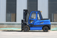 Montacargas Eléctrico Heftruck de 5 Toneladas, Elevación de 5m, Batería de Litio, Desplazador Lateral Hidráulico para Trabajo Pesado en Terrenos Difíciles, Certificado CE