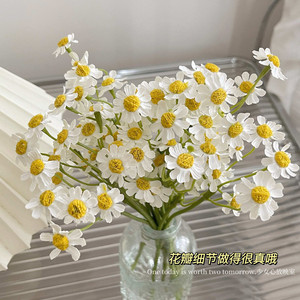 Ramo de Flores Artificiales de Manzanilla de 10cm-30cm, Flores de Seda para Decoración del Hogar, Arreglo de Margaritas Estilo Europeo - Product Image 2