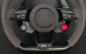 Volant de voiture personnalisé en fibre de carbone et Alcantara avec bouton de démarrage/arrêt et palettes de changement de vitesse pour <span class=keywords><strong>Audi</strong></span> A/<span class=keywords><strong>Q</strong></span>/S/RS Series - Product Image 4