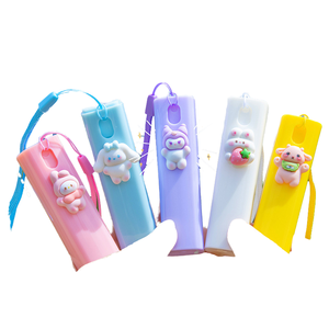 Flacon pulvérisateur carré personnalisable de 10 ml, motif dessin animé mignon, pour <span class=keywords><strong>alcool</strong></span> buccal et parfum, en PP, avec pompe pulvérisatrice à fine brume et impression sérigraphique - Product Image 4