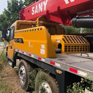 Grue de camion d'occasion en bon état 80 tonnes Sany stc800 Grue de camion pick-up hydraulique d'occasion