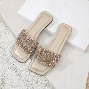 Square Head Flat Bottom Comfortable New Women's Slippers Out Wear Oversized Casual Beach Sandals - Product Image 3