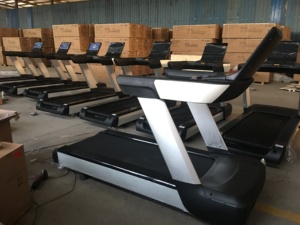 MND MND K7B BIBO Équipement de fitness cardio commercial multifonctionnel avec écran LCD et boutons - Product Image 2