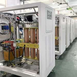 Régulateur <span class=keywords><strong>de</strong></span> tension automatique triphasé 150 kVA 380 V certifié CE IEC, réponse rapide ≤1s pour les installations industrielles - Product Image 2