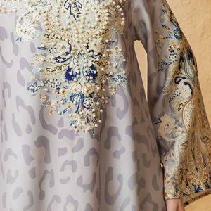 Robe Abaya élégante et tendance de haute qualité pour femmes musulmanes, pour les occasions de mariage et de fête - Product Image 2